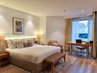 Residence on Langley Park Hotels near Ozone Reserve