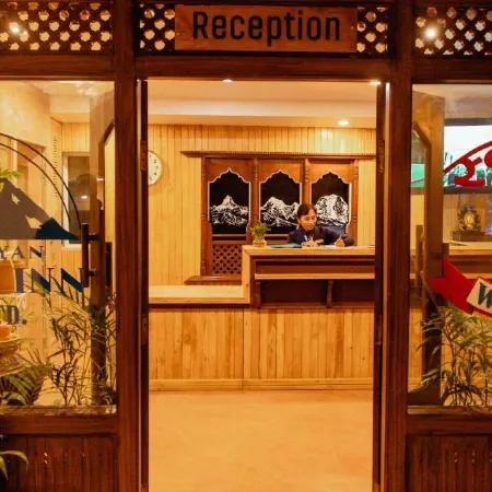 Himalayan Glory Inn