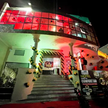 Hotel Datia Comfort Inn Отели в г. Датия