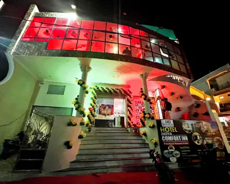 Hotel Datia Comfort Inn Hoteles en Distrito de Datia