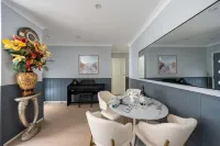 Welcome to Your Peaceful 2BR Villa Retreat Hotels in Narellan