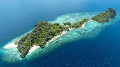 Exclusive & Private Island Resort: Floral Island Hotel a Taytay