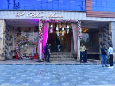 Hotel Blue Stone Hotels in Kanpur