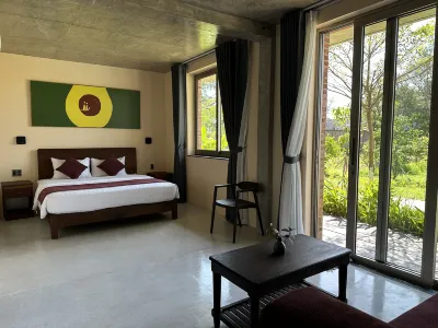 Sea to Sea Villa Boutique Các khách sạn gần Cầu ngói Thanh Toàn