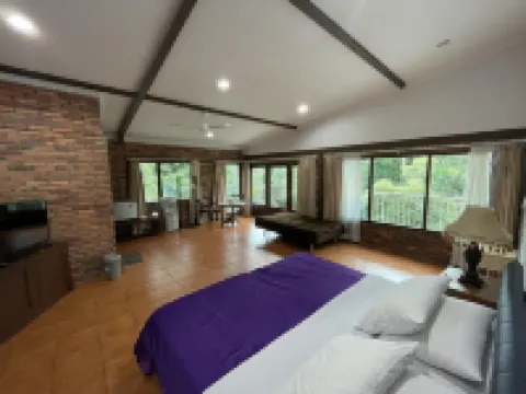The Pinewood Lodge & Organic Farm