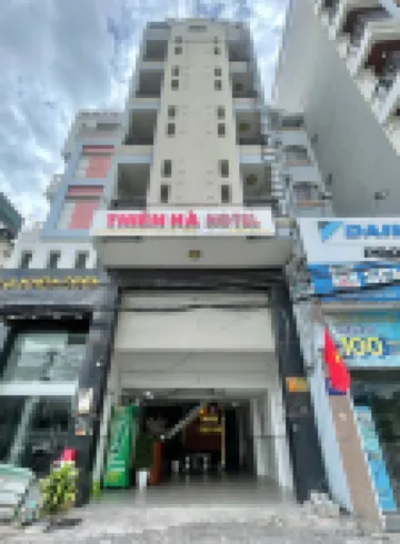 THIEN HA HOTEL Hotels near Saigon Exhibition and Convention Center (SECC)