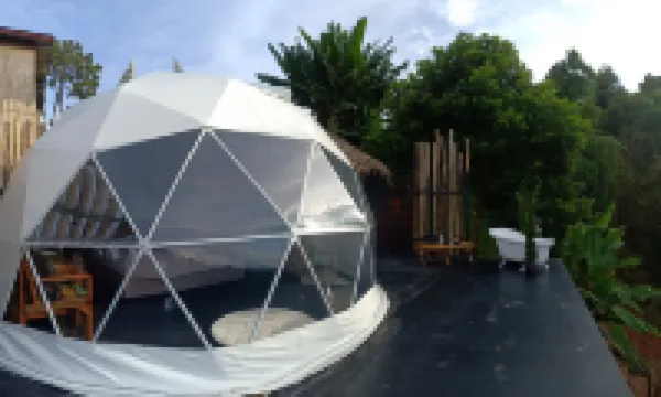 แบล็ค ไดมอนด์ แคมปิ้ง