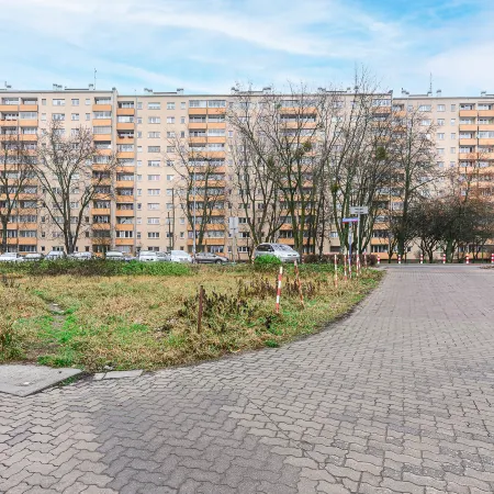 Lumina spacious 3-room apartment with balcony