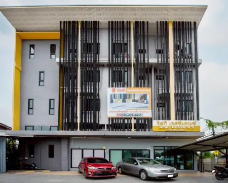 Riski Residence Bangbuathong Hotels in Bang Bua Thong