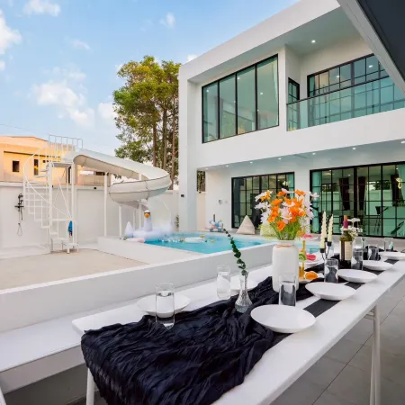 Sea'Cret Pattaya Pool Villa