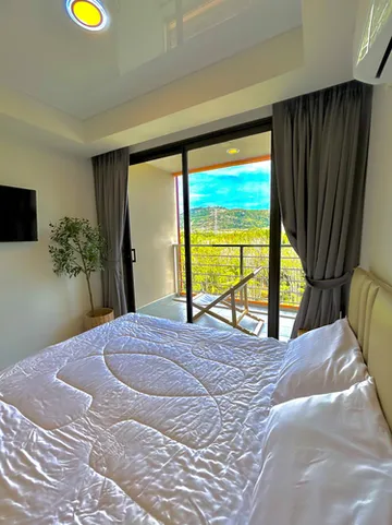 รูปภาพของHillside - Sun Rising Space - Maikhao Beach