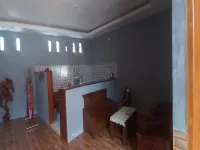 OYO 95109 Eksis Homestay Syariah Hotel di Kecamatan Simo