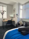 Spacious 4BR Corporate Stay w/ Parking & Workspace