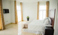 Divine Heights Bed and Breakfast Lilongwe Area 43 - balcony