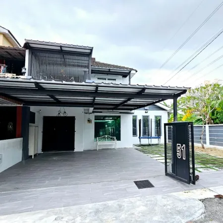 Spacious Cozy 4BR Family Haven I Seberang Jaya by Jovial