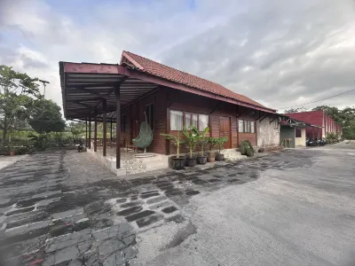 Annet Homestay Các khách sạn ở Sleman