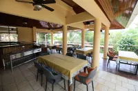 Rainbow holiday resort