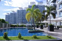 NEW Furnitures and NEAR BEACH Condo