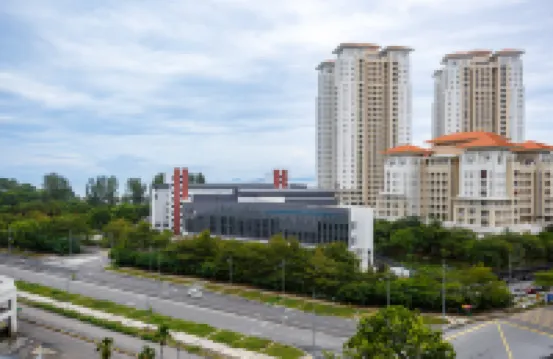 爵士服務套房 丹絨道光酒店