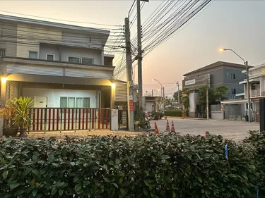 รูปภาพของเดอะเลคเกสต์เฮาส์