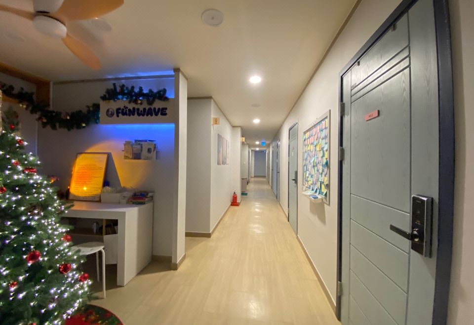 펀웨이브 게스트하우스 침실