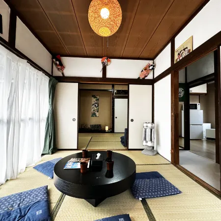 RelaxYN Japanese traditional house 5 minutes by car to Fuji-Q Highland Отели рядом с достопримечательностью «Тематический парк Thomas Land»