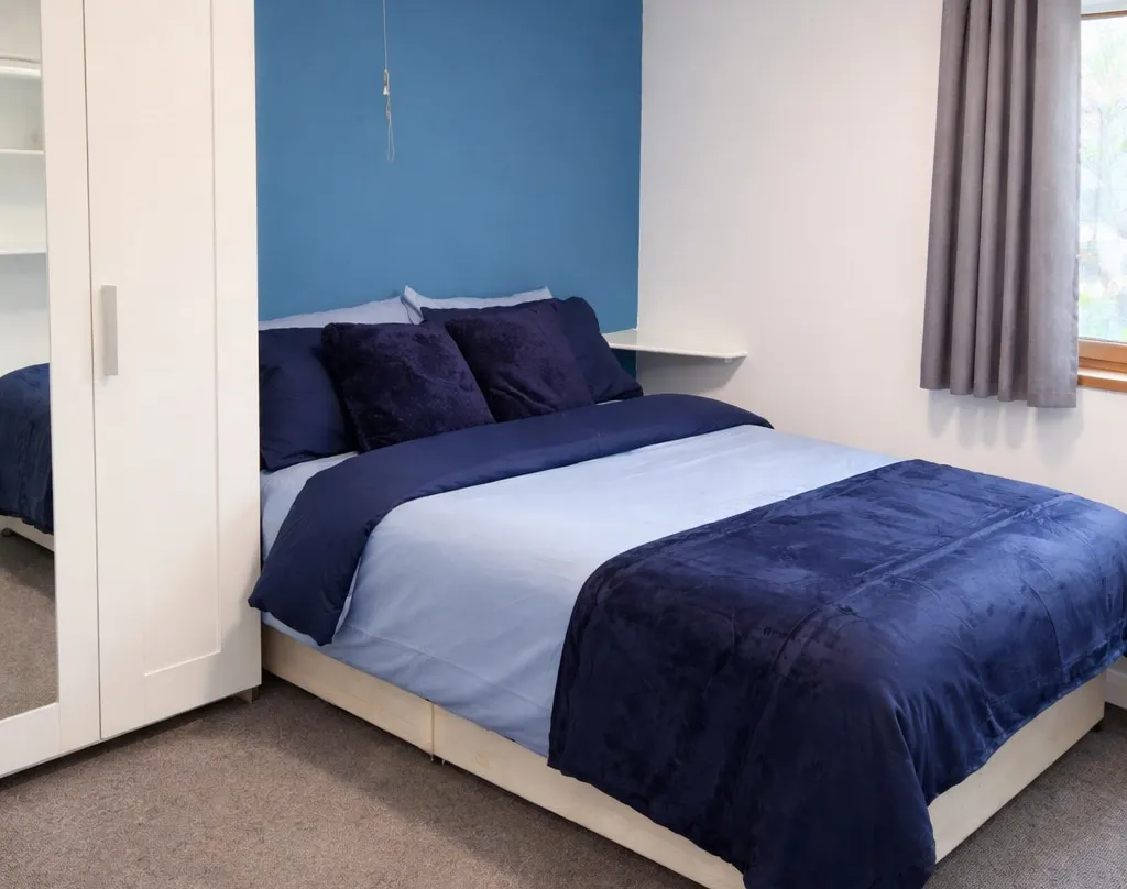 Cosy 2-br House •2 Ensuite • Uni & Hospital Nearby - Northampton