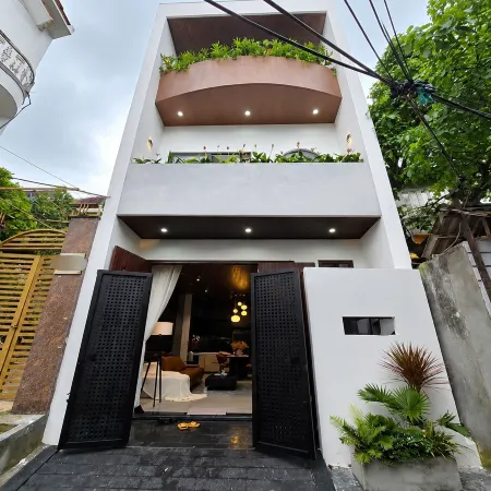 MONO HAUS Villa Danang Отели рядом с достопримечательностью «Пляж Xuan Thieu»