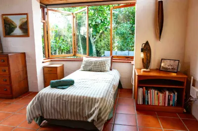 Earth House Retreat - Tairua Holiday Home Hotel di 