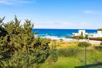 Delux SeaSide Victorious Villa by HolidayKeys - Villas