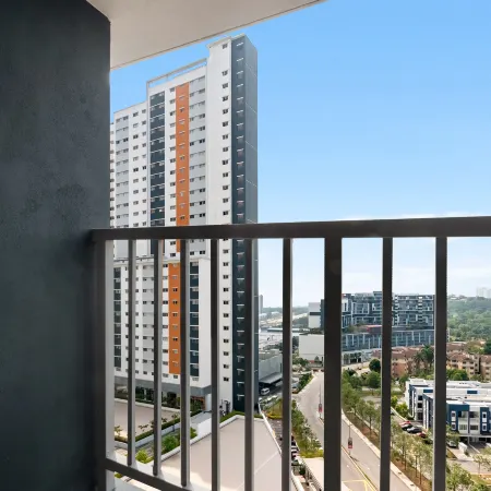 KLIA Alanis Residence by Avery 【Drive 10-minute to KL-INTERNATIONAL AIRPORT】+【24-hour open】