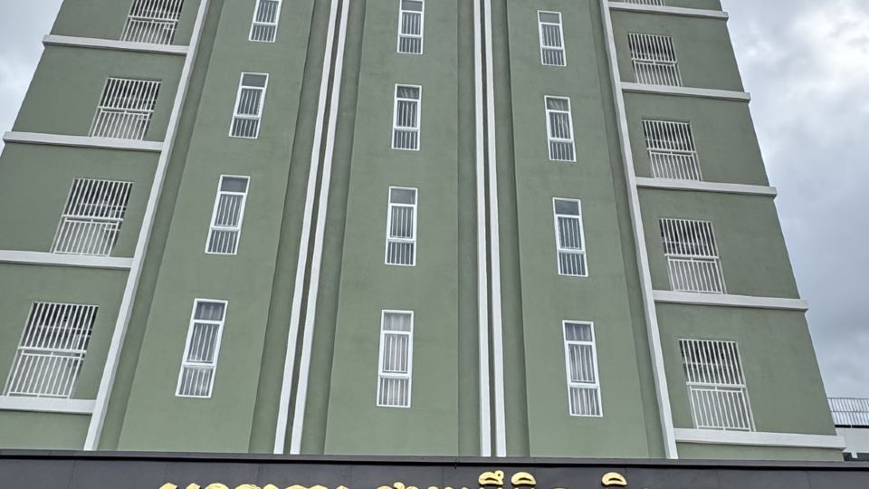Diamond LK Hotel