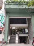 Lá Trương Công Định Hotel Các khách sạn gần Bách Hóa Hà Phương