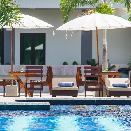 Mangrove Prestige Hotel