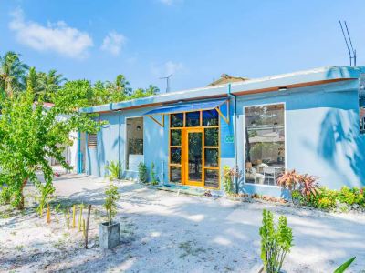 Evelyaa Guest House