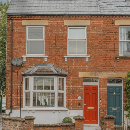 Cotswolds / 2BD / 1 Bath / Garden / City Centre
