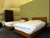 Forest Beneath the Ferris Wheel – Karuizawa Private Glamping Villa