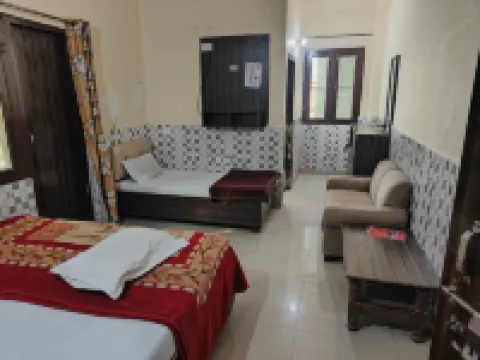 Ramkrishna Bhawan Hotel