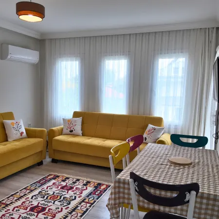 İnlice Apart House