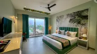 Lakeside Leisure A Lake View Hotel - balcone
