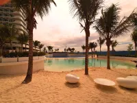 Stefan Staycation - Pools
