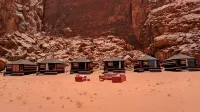 WhyDesert Camp & Jeep Tours