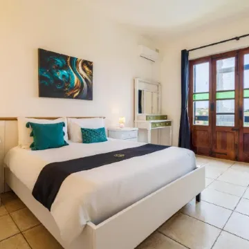 Villa Zest - 3 bedrooms (sleeps 6+2 kids) Qala village