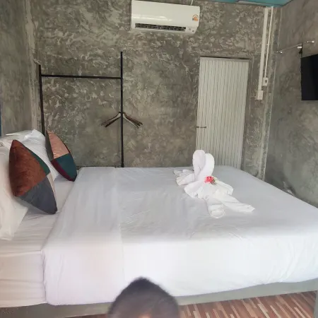 Mook Phoopha Guest House