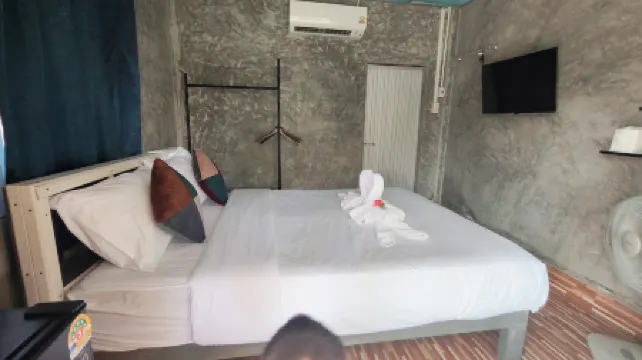 Mook Phoopha Guest House