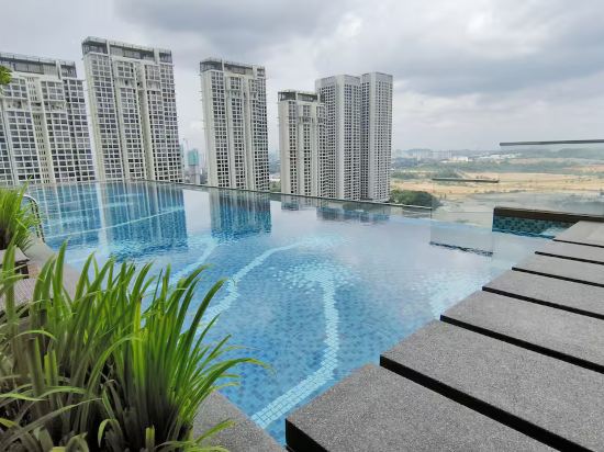 A3 The Sun Pavillion Bukit Jalil Revo Aurora