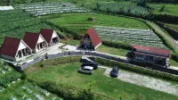 Villa Kabin Vianda Telaga Menjer - balcon