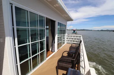รูปภาพของแพ The RAFT Chanthaburi