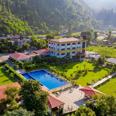 Siddhartha River Side Resort, Chumlingtar