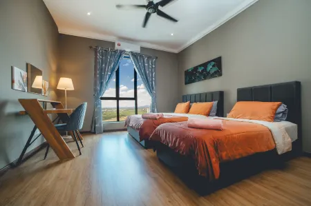 The Platino Sweet Peony 3BR8Pax @ Paradigm Mall